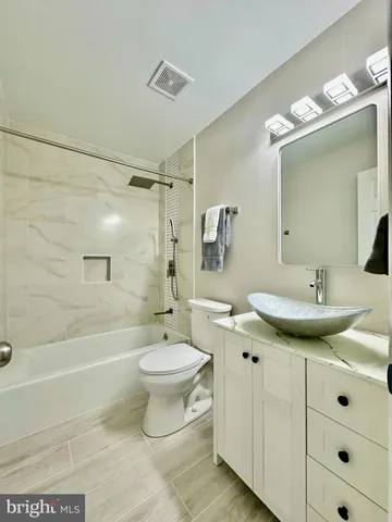 $495,000 | 5611 Roundtree Drive, Woodbridge, VA 22193