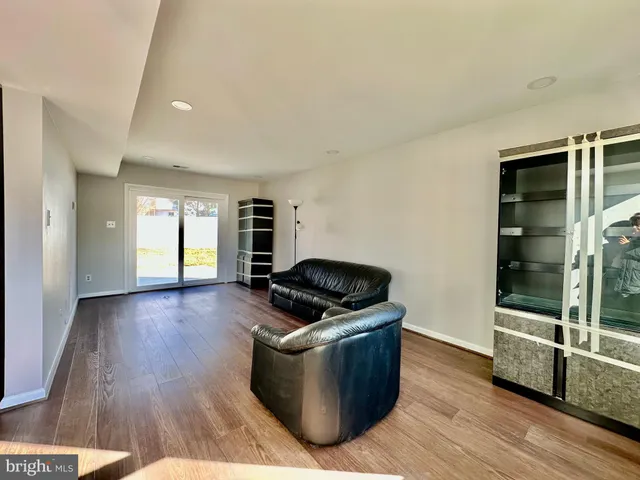 $495,000 | 5611 Roundtree Drive, Woodbridge, VA 22193