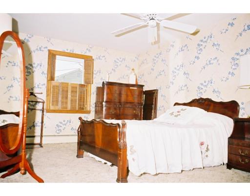 13 Highgate Road Framingham, MA 01701 - Photo 6 of 7 Gallery Image 6