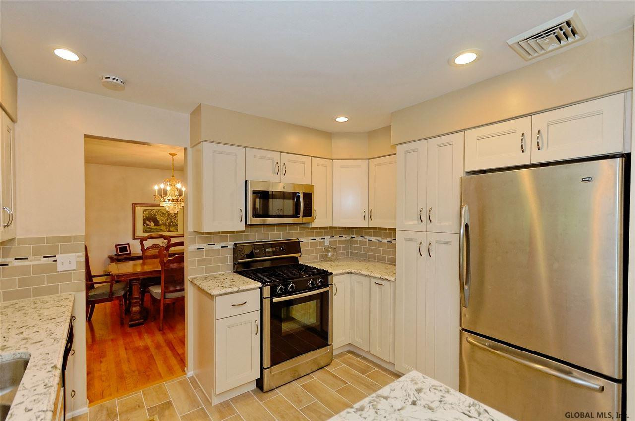 104 Latham Ridge Road Colonie, NY 12110 - Photo 5 of 22 Photo 5