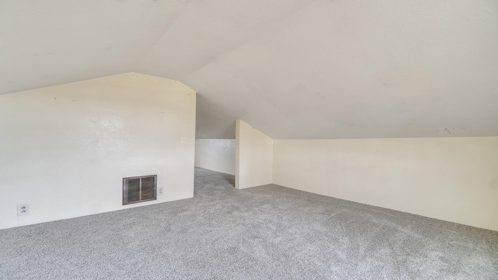 8446 South Main Street Rochelle, IL 61068 - Photo 21 of 29 a view of an empty room
