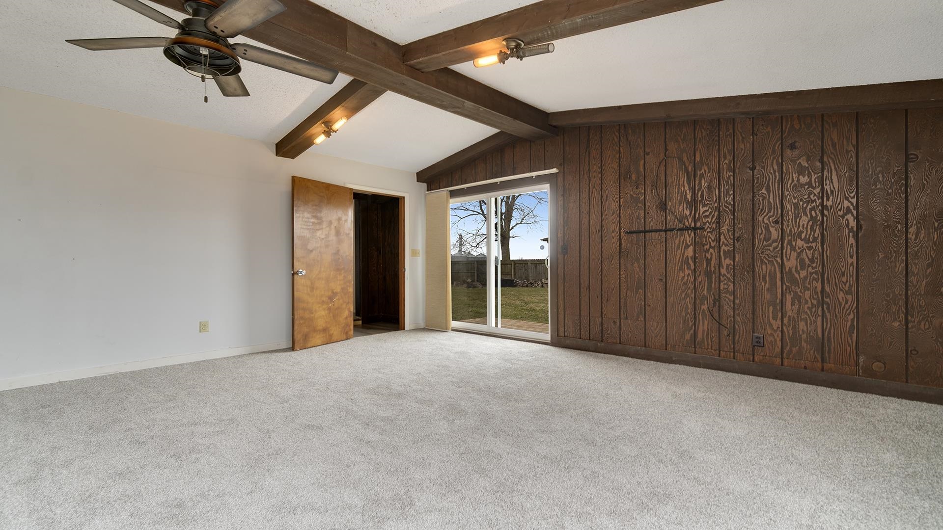 8446 South Main Street Rochelle, IL 61068 - Photo 6 of 29 an empty room with windows