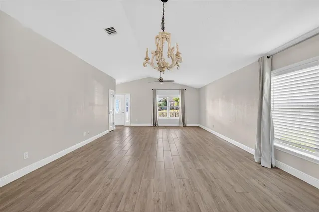 $2,250 | 5016 Northeast 125th Loop, Oxford, FL 34484