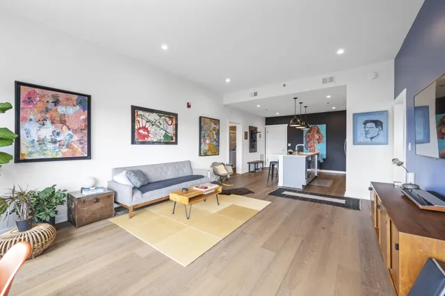 $530,000 | 411 Fairpoint Street, Unit 202, Chattanooga, TN 37405