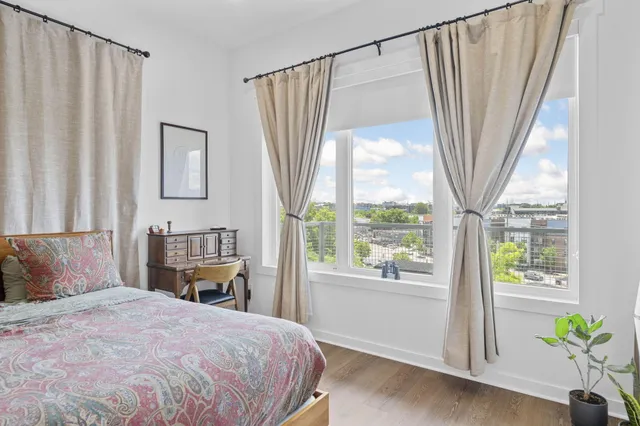 $530,000 | 411 Fairpoint Street, Unit 202, Chattanooga, TN 37405