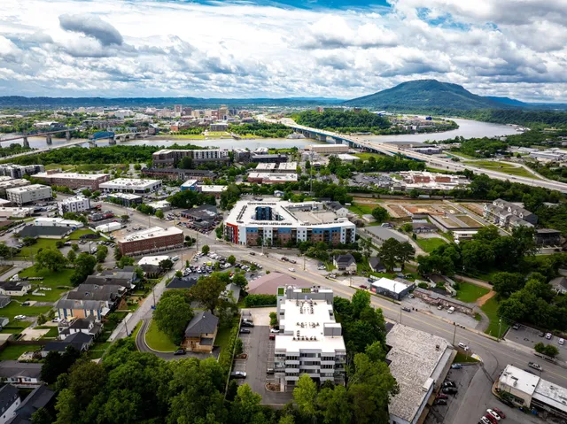 $530,000 | 411 Fairpoint Street, Unit 202, Chattanooga, TN 37405