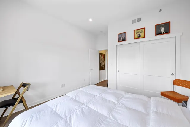 $530,000 | 411 Fairpoint Street, Unit 202, Chattanooga, TN 37405