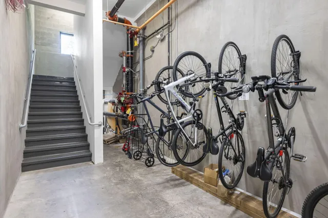 $530,000 | 411 Fairpoint Street, Unit 202, Chattanooga, TN 37405