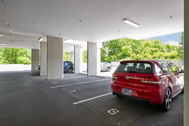 $530,000 | 411 Fairpoint Street, Unit 202, Chattanooga, TN 37405