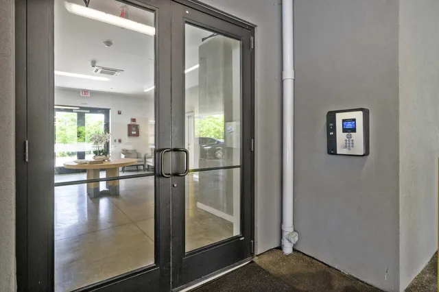 $530,000 | 411 Fairpoint Street, Unit 202, Chattanooga, TN 37405