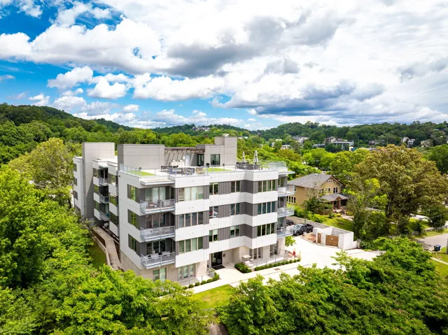 $530,000 | 411 Fairpoint Street, Unit 202, Chattanooga, TN 37405