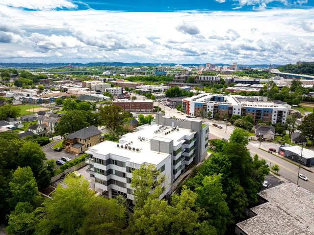 $530,000 | 411 Fairpoint Street, Unit 202, Chattanooga, TN 37405