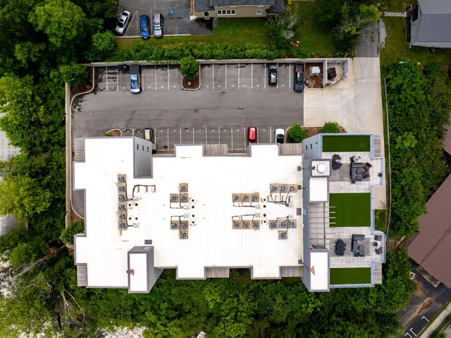 $530,000 | 411 Fairpoint Street, Unit 202, Chattanooga, TN 37405