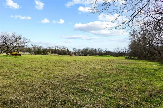 a view of yard with ocean view