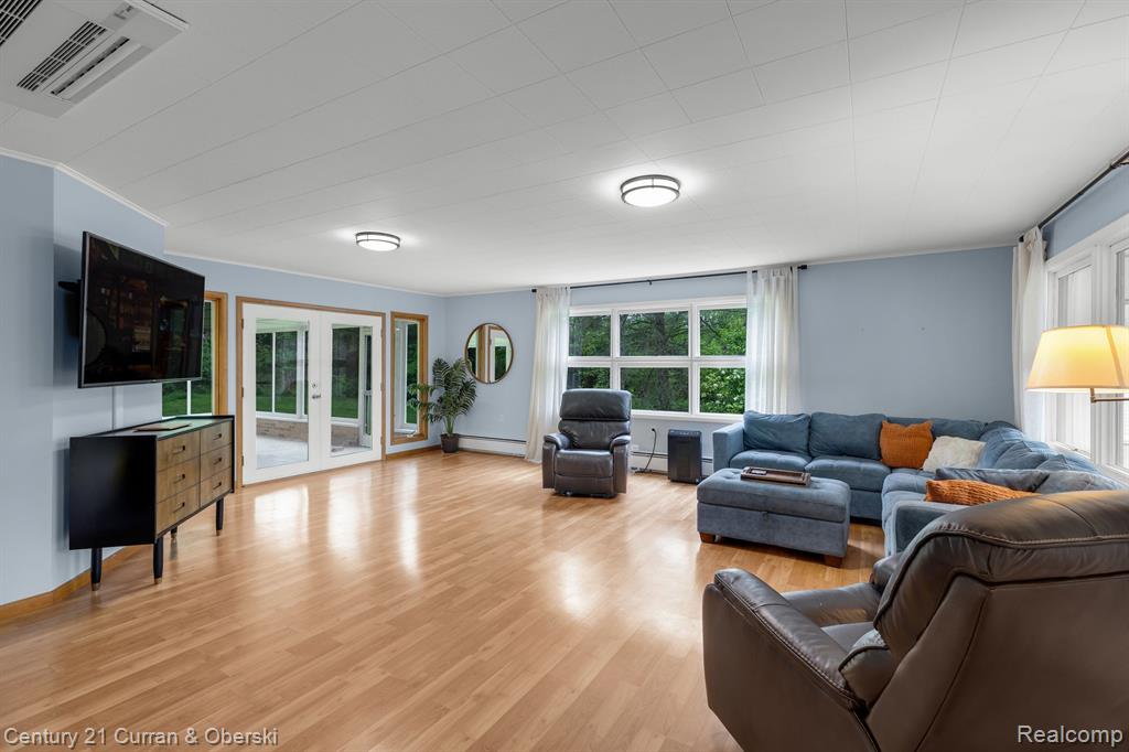 5590 Vreeland Road Ann Arbor, MI 48105 - Photo 7 of 19