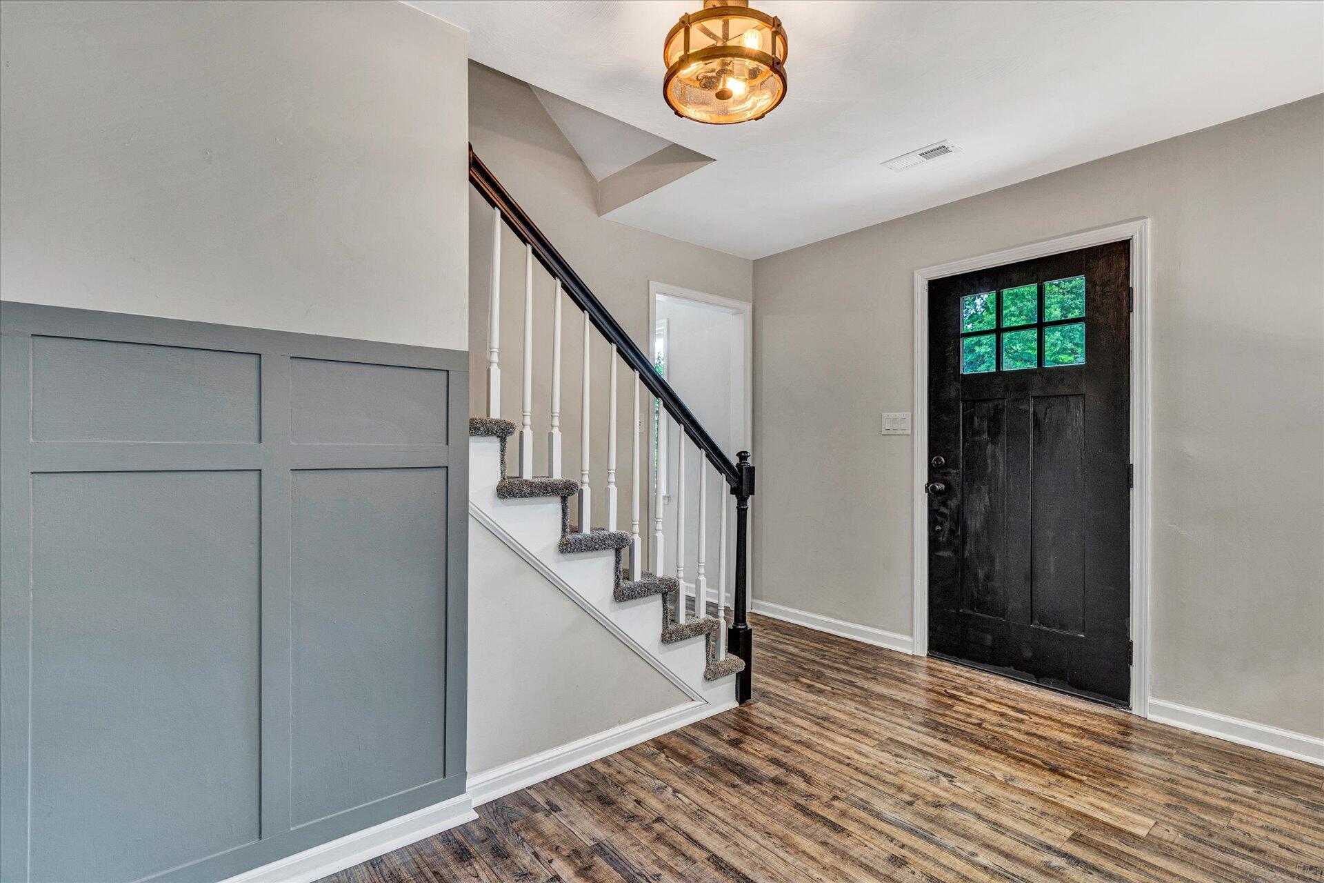 129 Stratford Drive Blue Ridge, VA 24064 - Photo 3 of 26 03-DSC7986