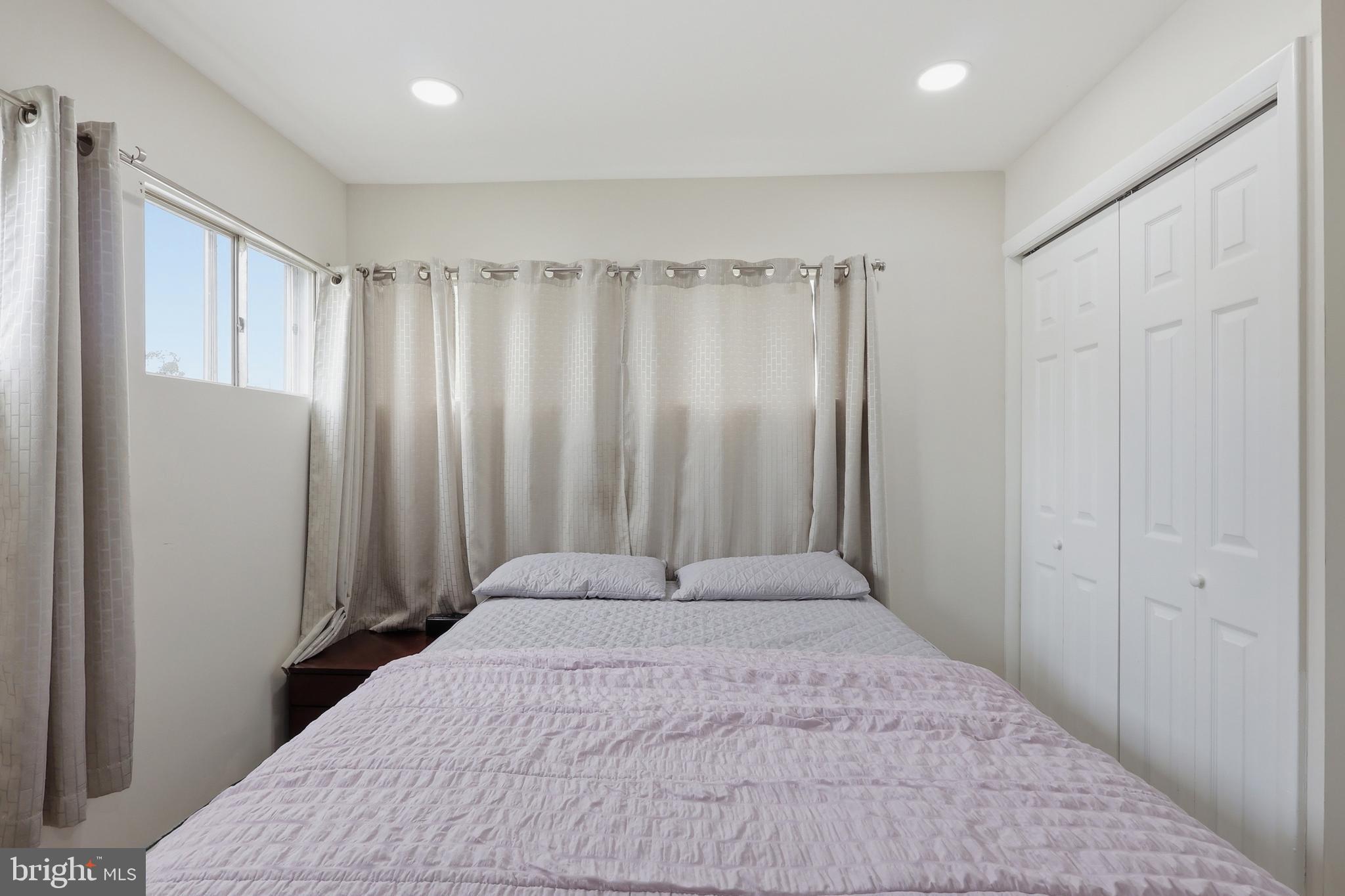 342 Chelsea Road Fairless Hills, PA 19030 - Photo 27 of 42 Main floor bedroom