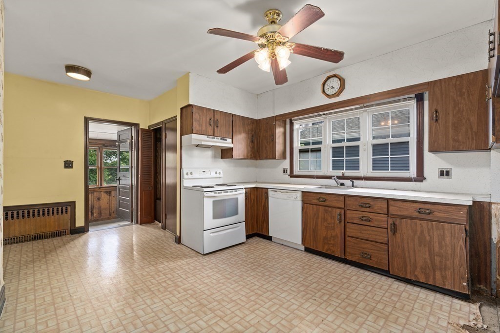 100 Windsor Road Medford, MA 02155 - Photo 19 of 31 Gallery Image 19