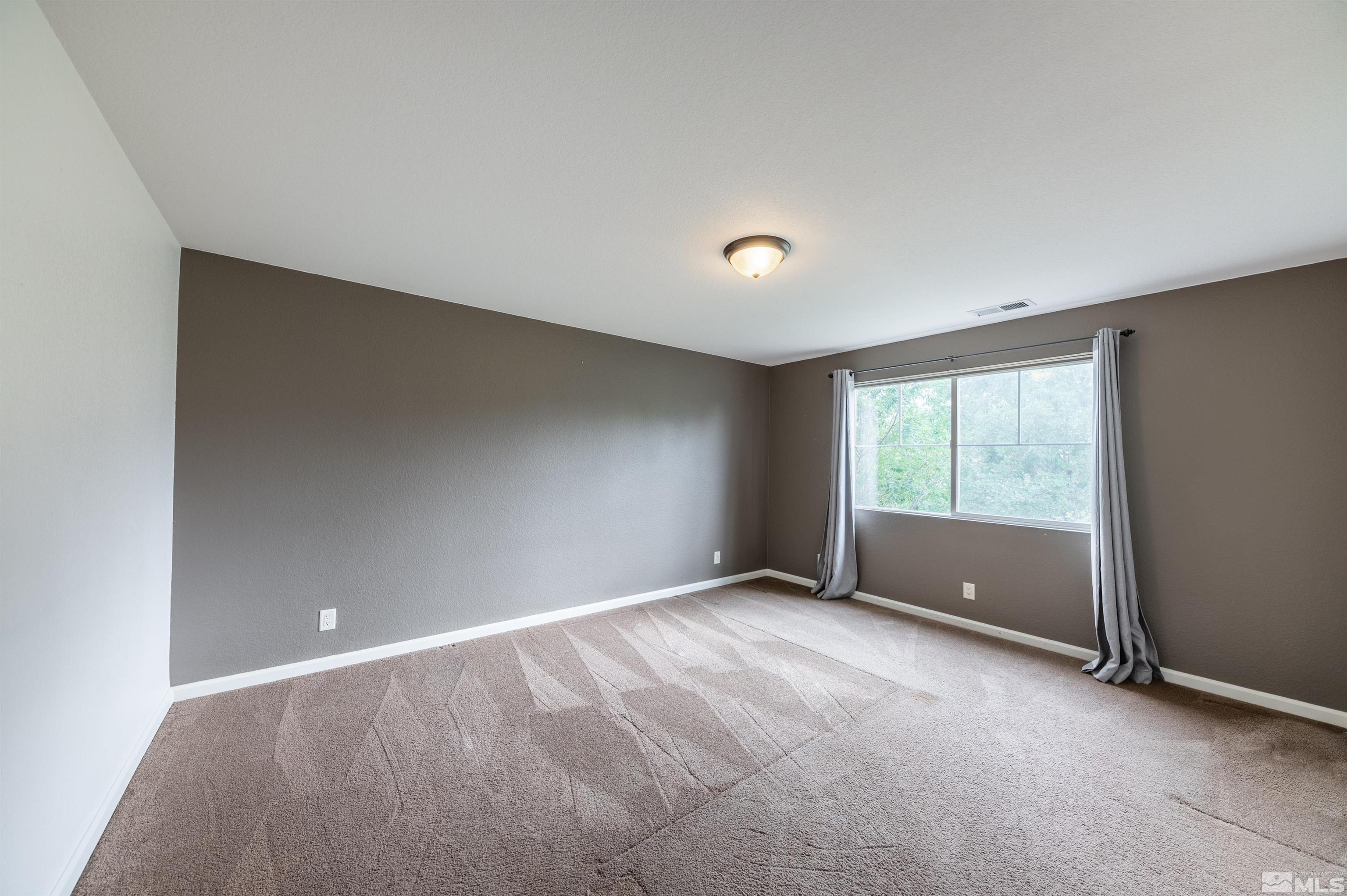10124 Cascade Falls Drive Reno, NV 89521 - Photo 14 of 40 Photo 14