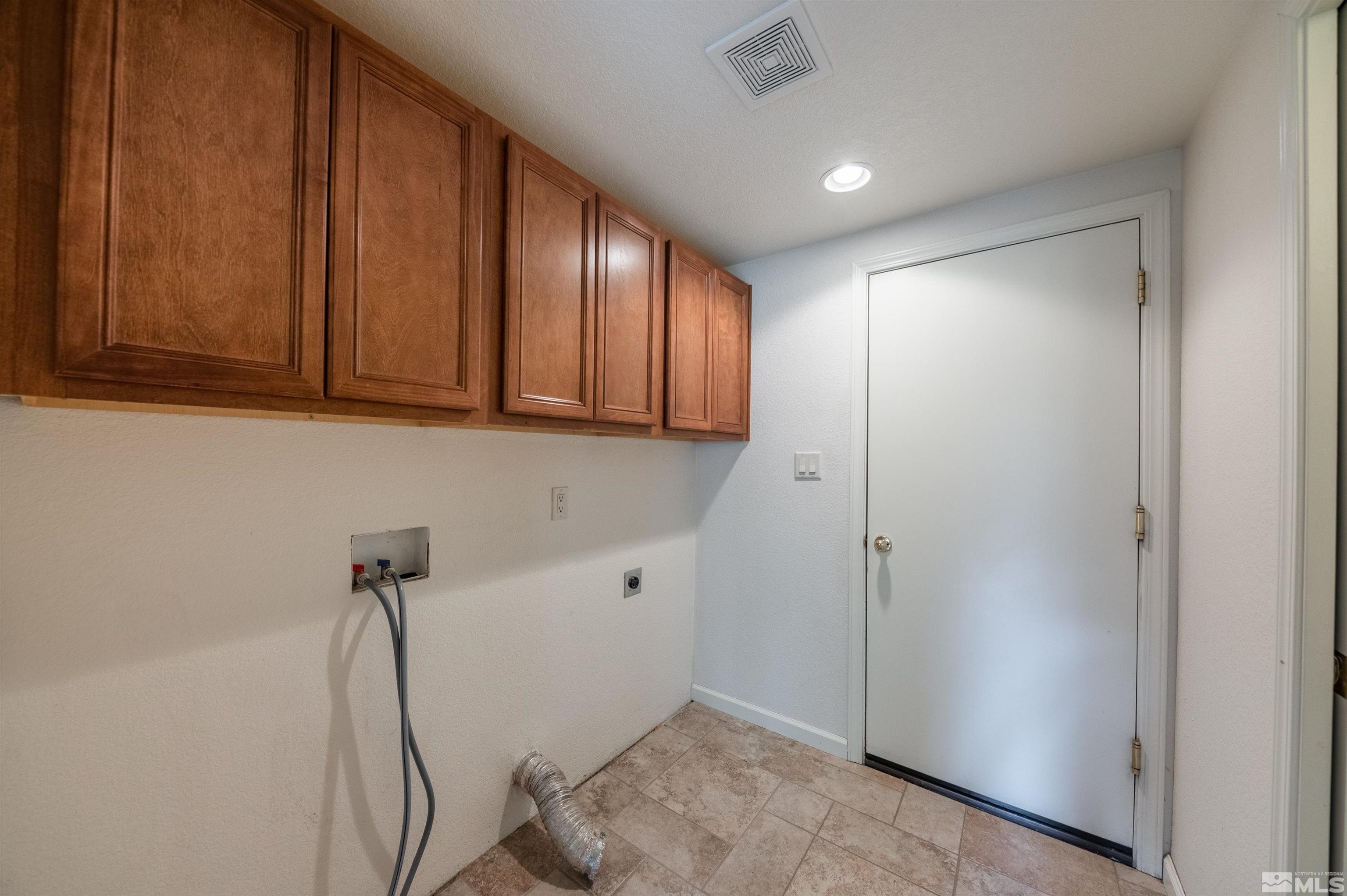 10124 Cascade Falls Drive Reno, NV 89521 - Photo 25 of 40 Photo 25