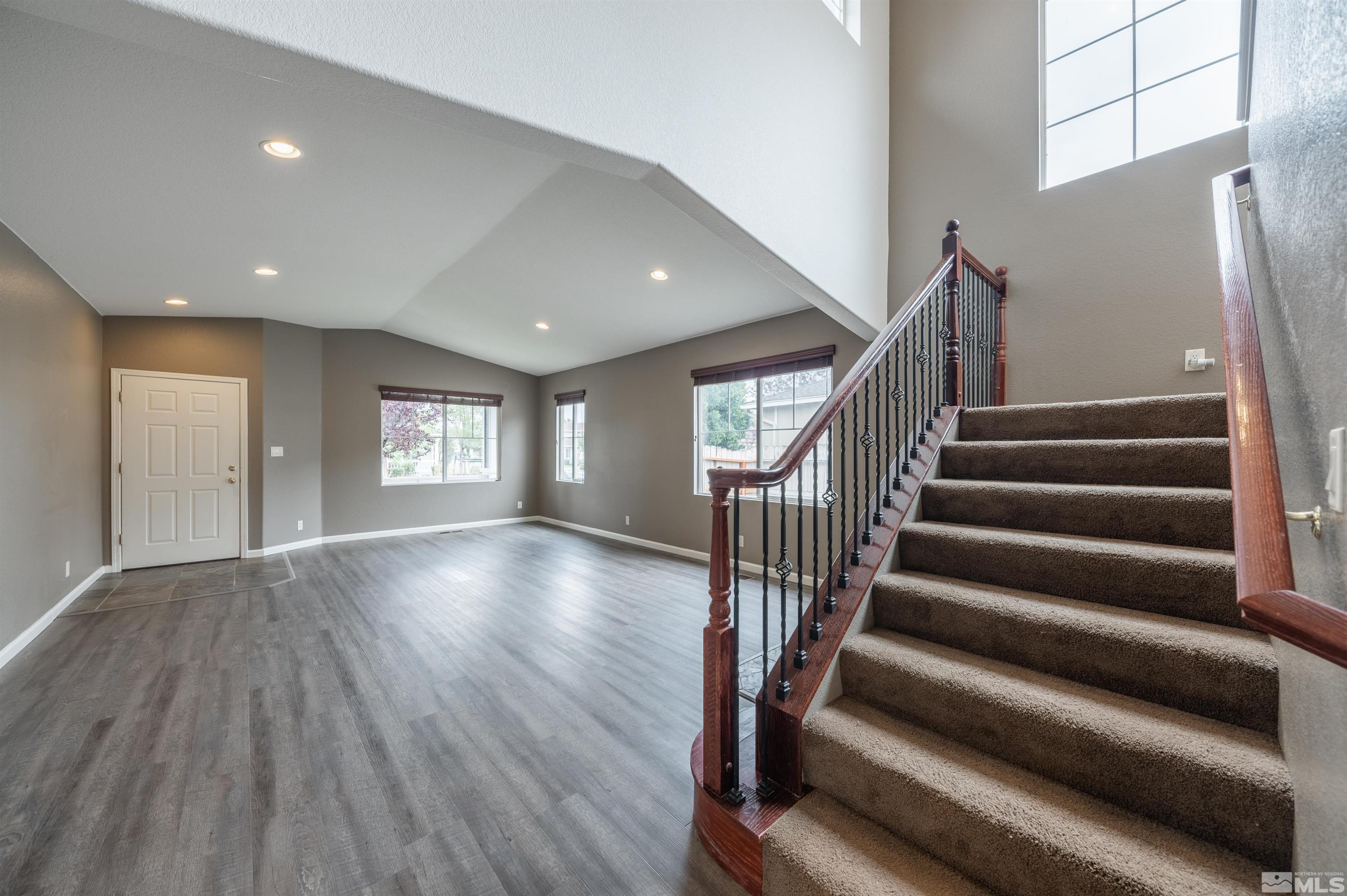 10124 Cascade Falls Drive Reno, NV 89521 - Photo 3 of 40 Photo 3