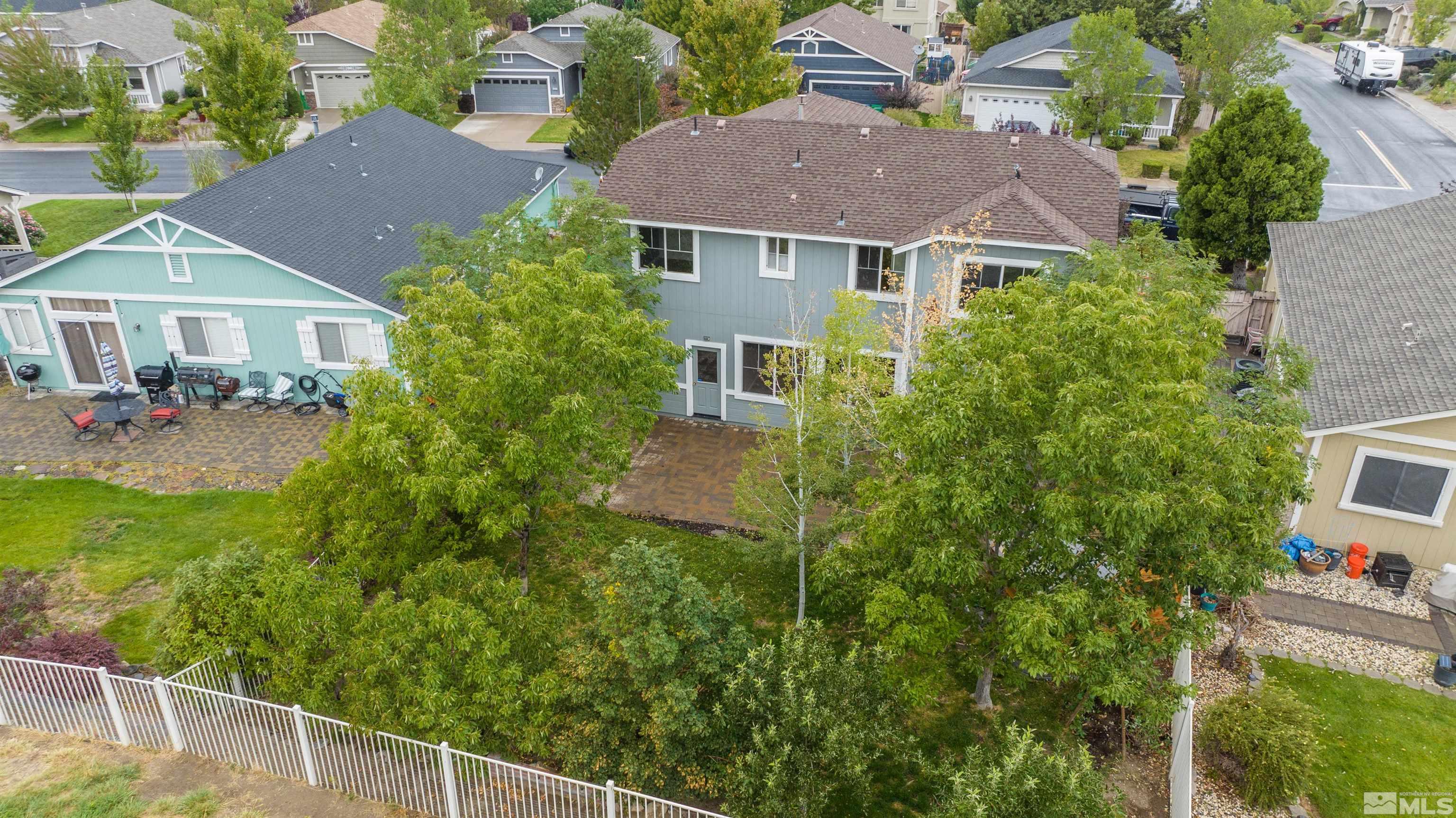 10124 Cascade Falls Drive Reno, NV 89521 - Photo 38 of 40 Photo 38