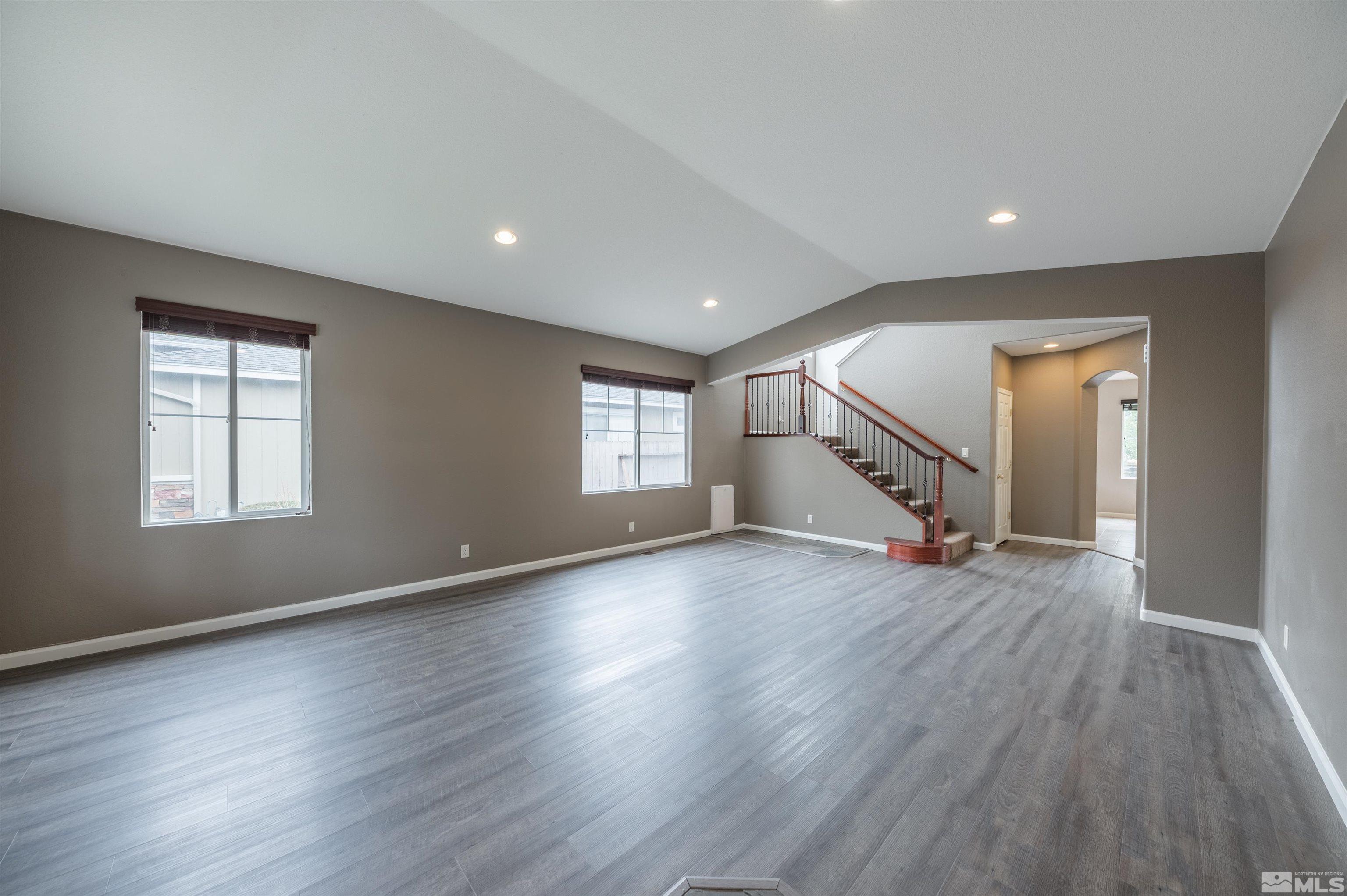 10124 Cascade Falls Drive Reno, NV 89521 - Photo 4 of 40 Photo 4