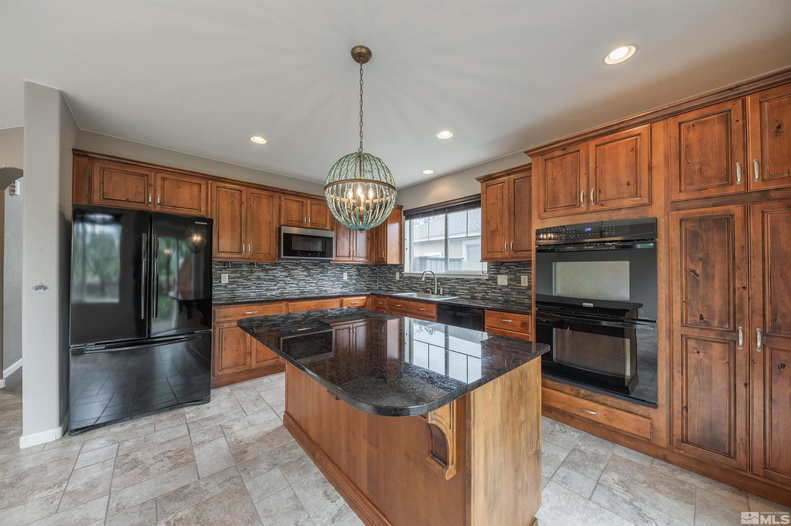 10124 Cascade Falls Drive Reno, NV 89521 - Photo 10 of 40 Photo 10
