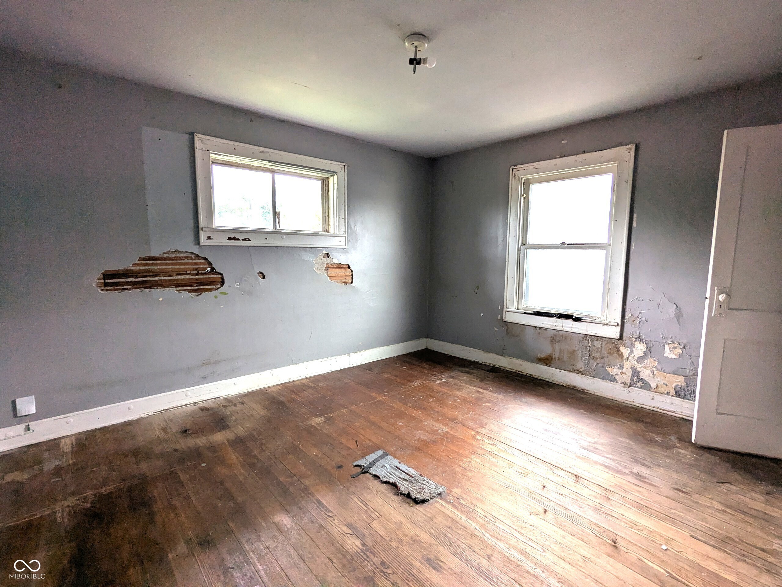 48 South Ewing Street Indianapolis, IN 46201 - Photo 5 of 14