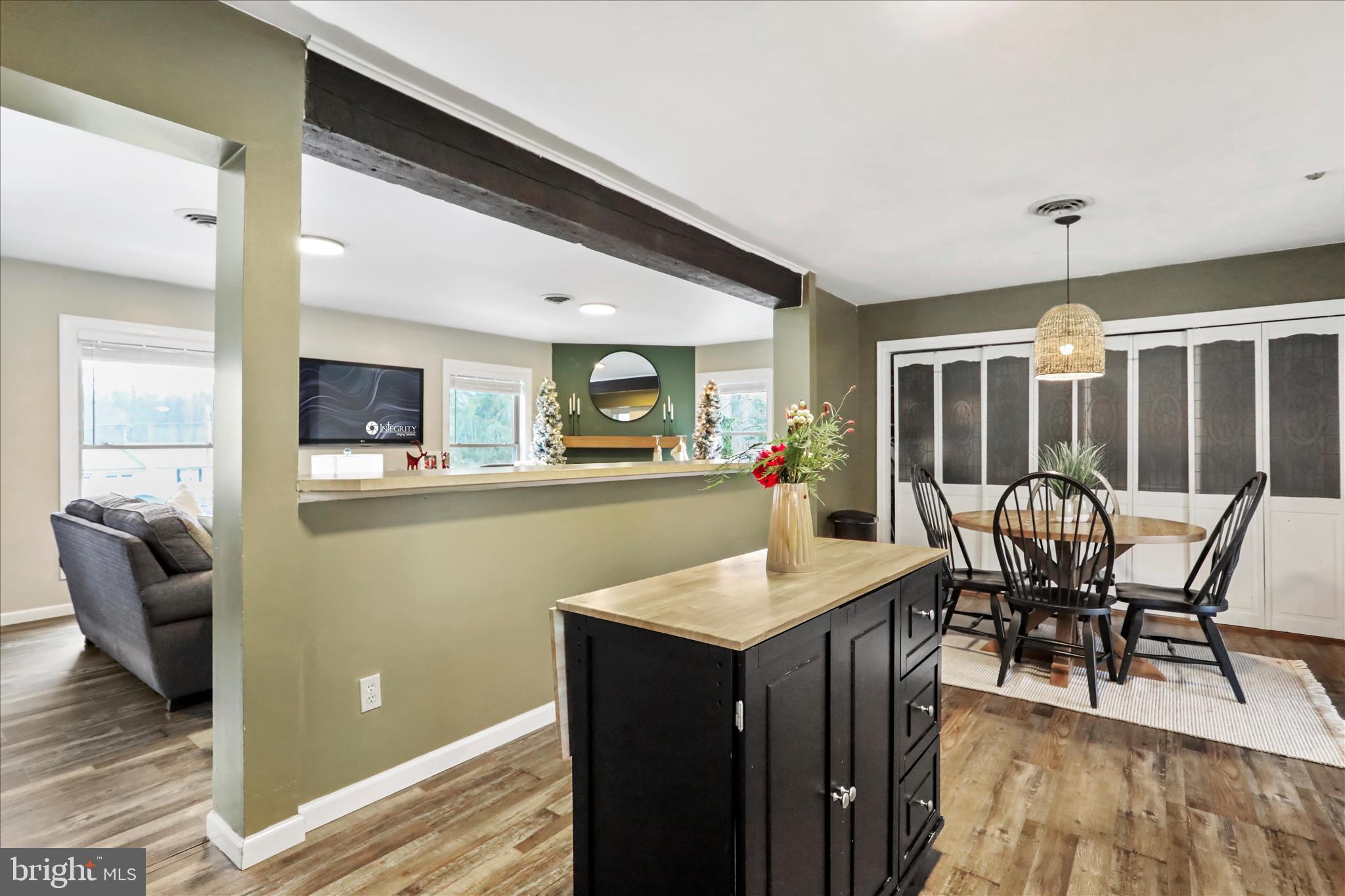 7879 Talhelm Road Chambersburg, PA 17202 - Photo 19 of 43 a living room with furniture and a wooden floor