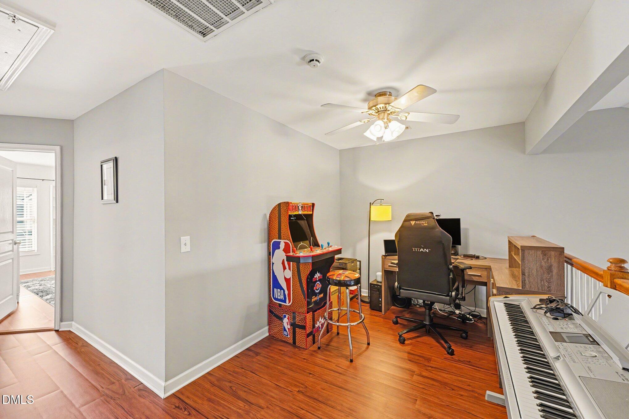 2532 Asher View Court Raleigh, NC 27606 - Photo 17 of 31 file_8041