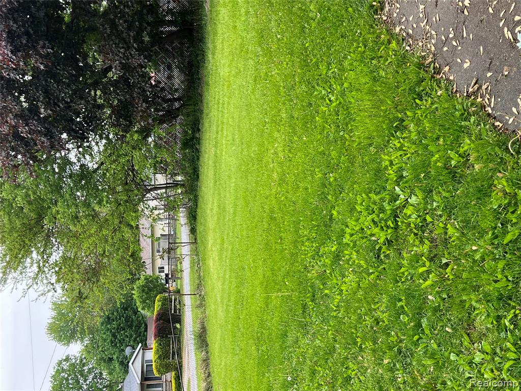 4172 Fenton Road Flint, MI 48507 - Photo 7 of 15