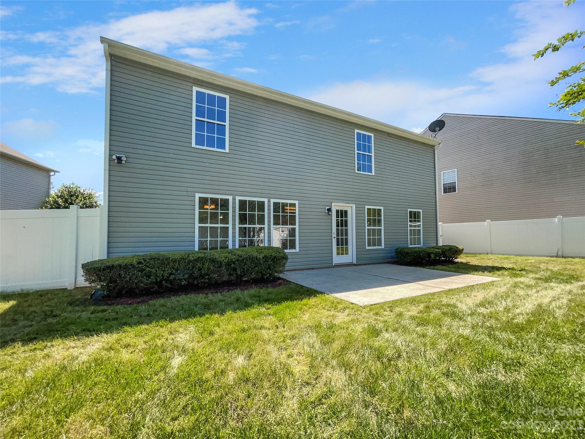 2098 Durand Road Fort Mill, SC 29715 - Photo 20 of 21 a view of a house with backyard and garden