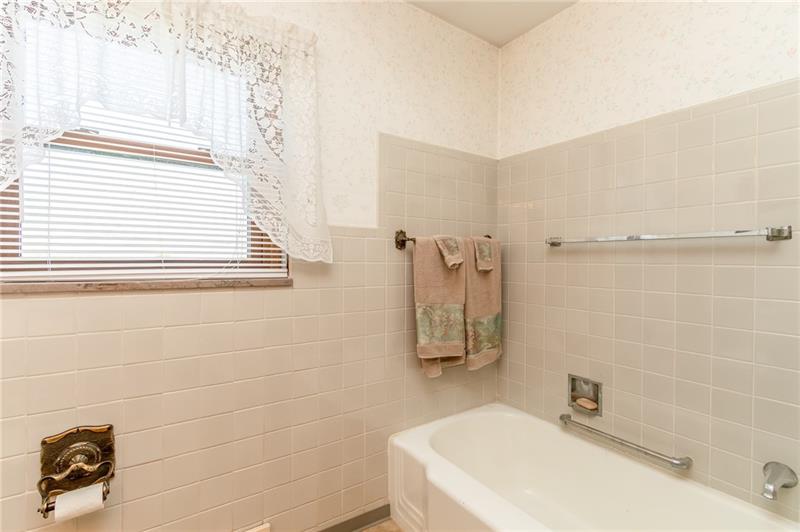 330 Highway 68 Rochester, PA 15074 - Photo 12 of 19