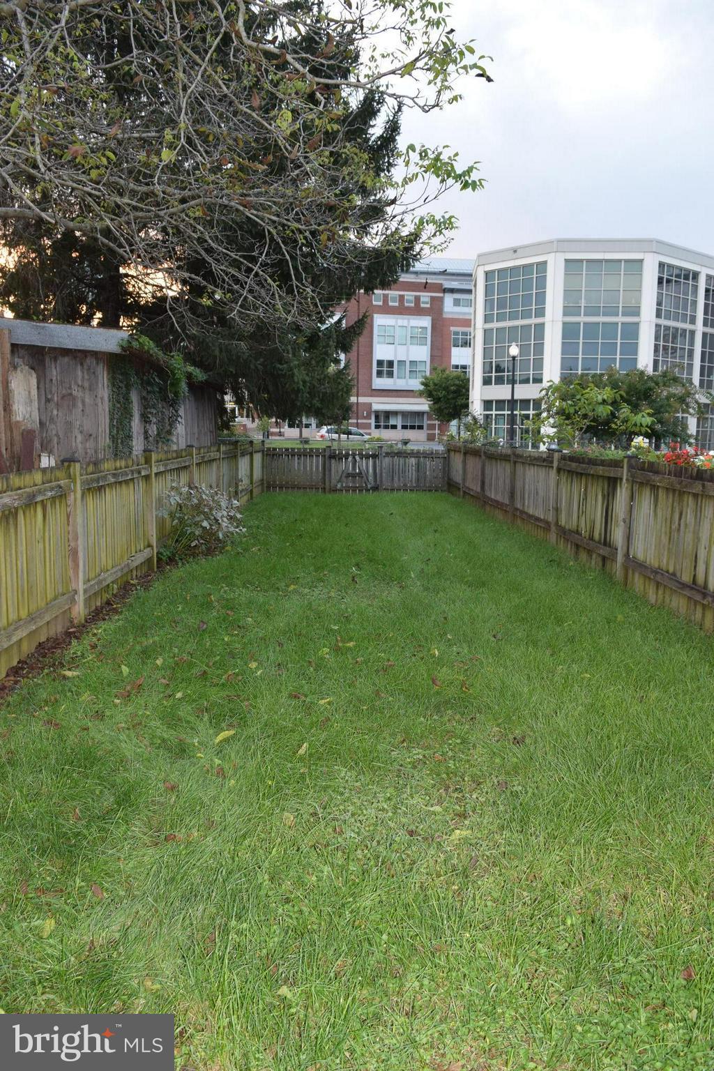 129 Water Street Frederick, MD 21701 - Photo 16 of 16 Exterior (Rear)