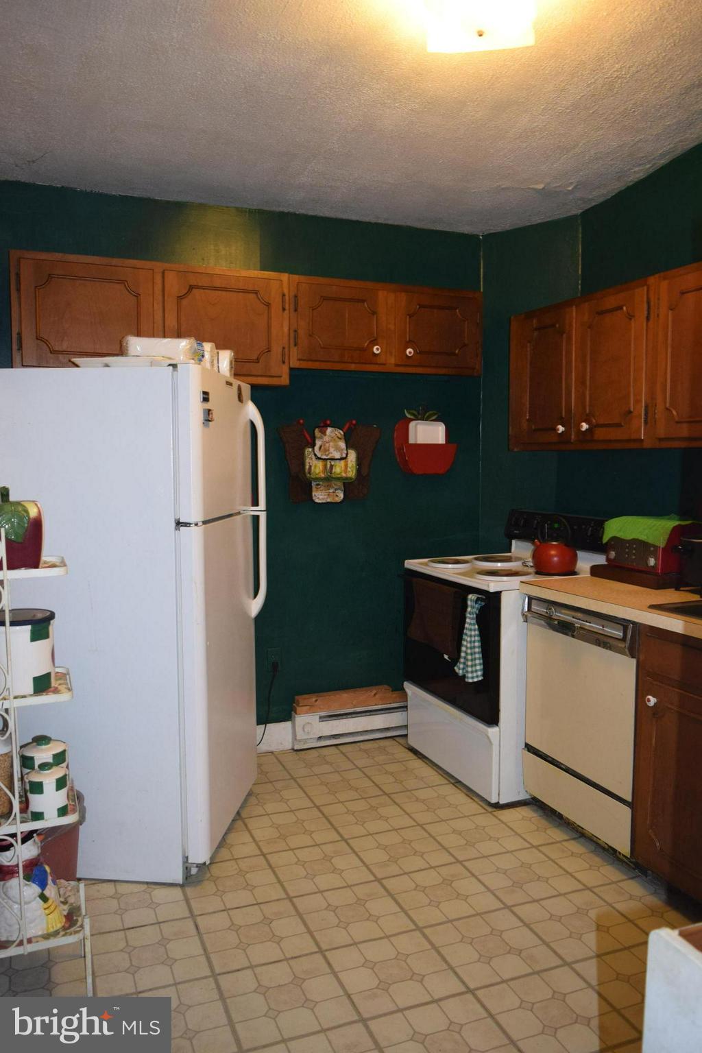 129 Water Street Frederick, MD 21701 - Photo 7 of 16 Interior (General)