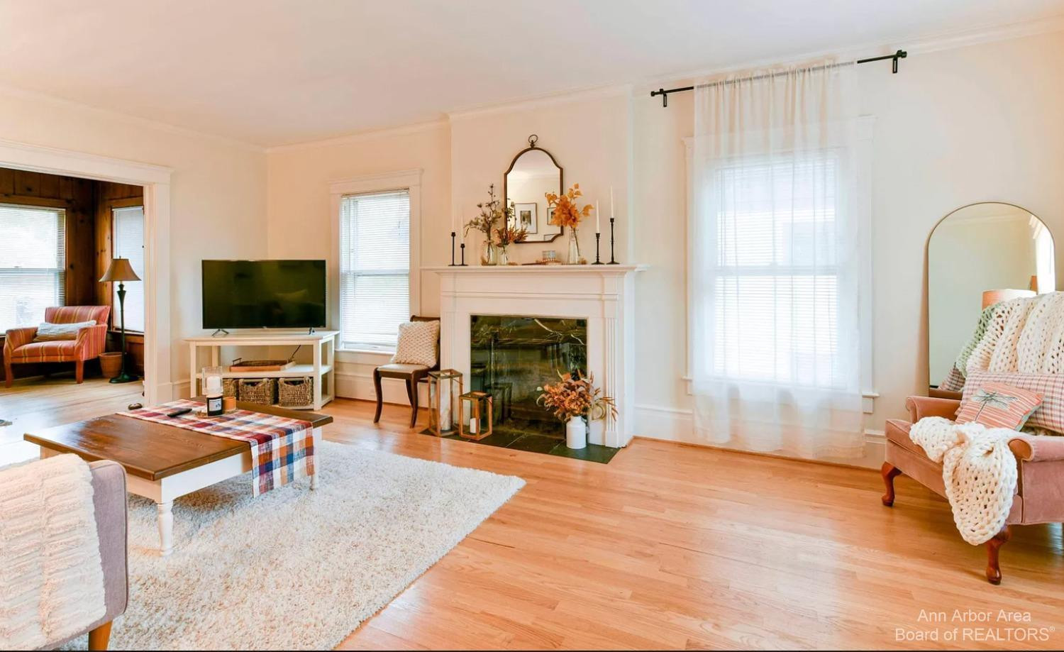 1082 Ferdon Road Ann Arbor, MI 48104 - Photo 5 of 45 Photo 5