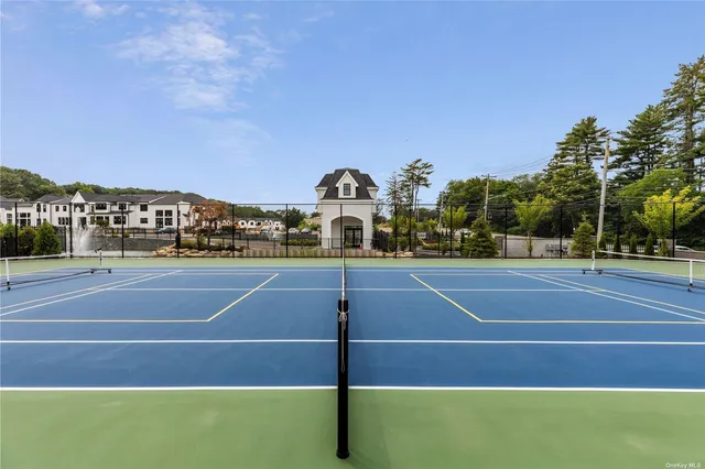 a view of a tennis court