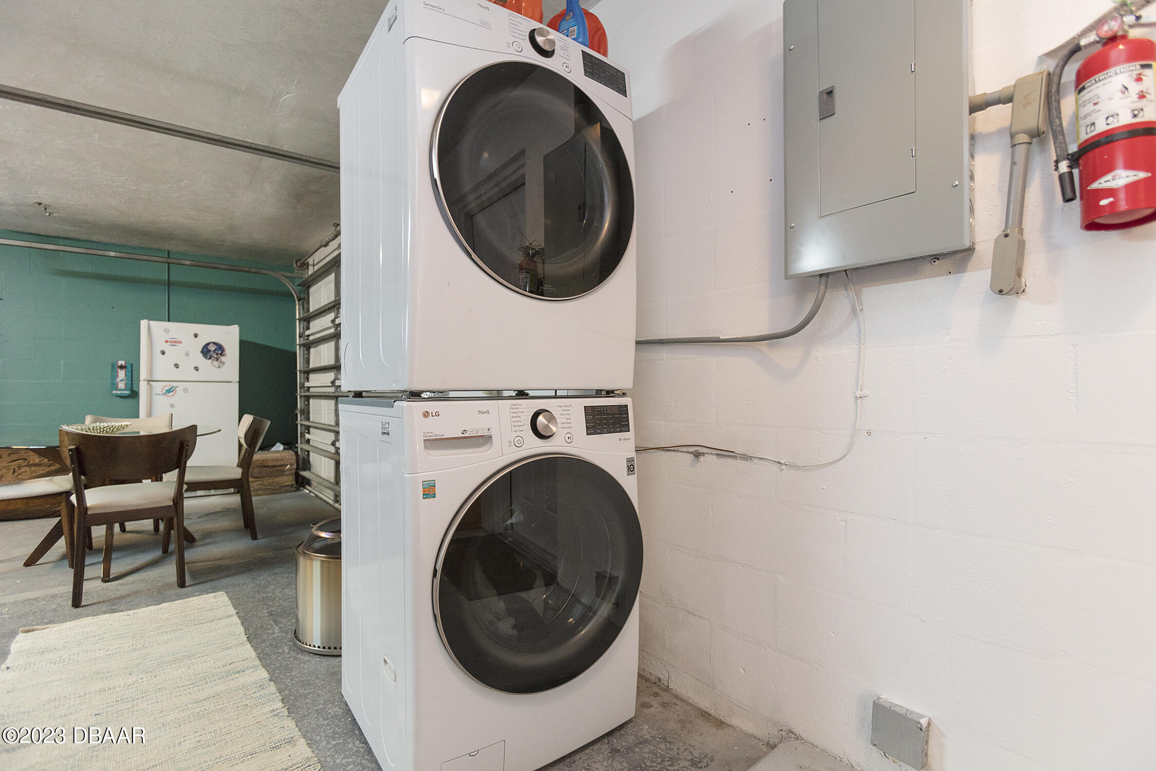 914 Reed Canal Road South Daytona, FL 32119 - Photo 38 of 45 gar1