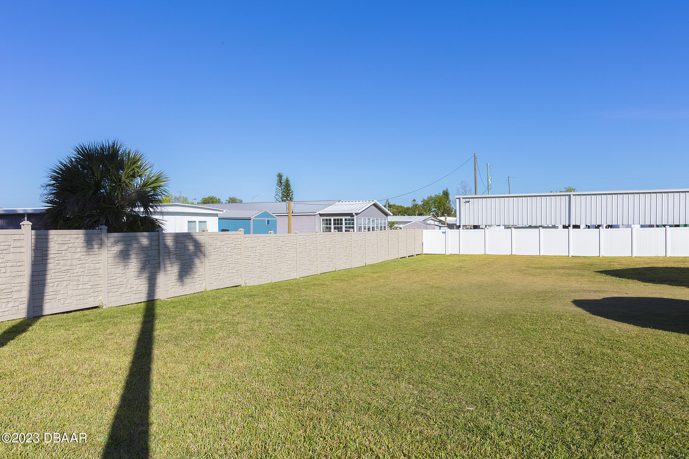 914 Reed Canal Road South Daytona, FL 32119 - Photo 8 of 45 ext1