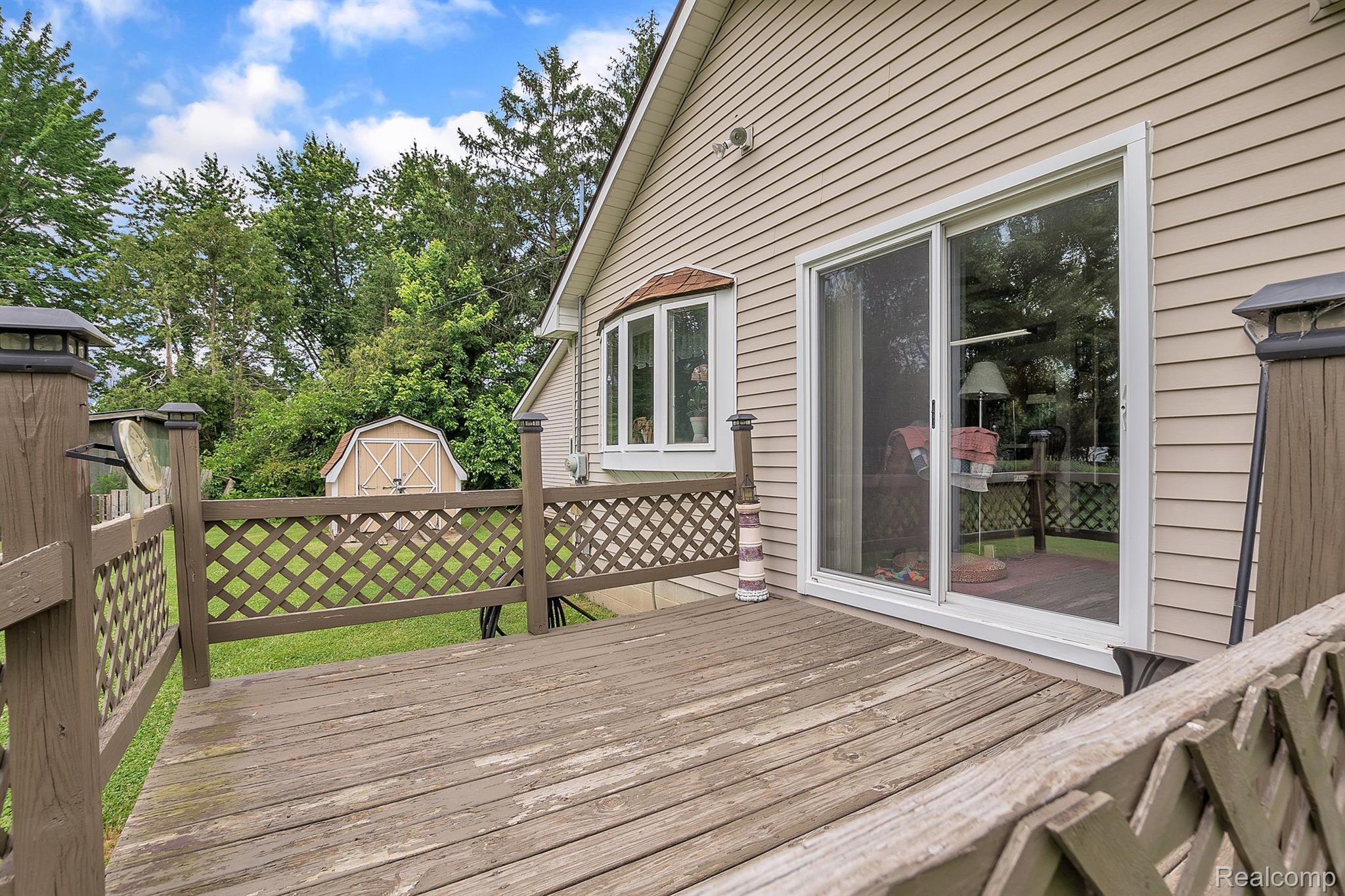 41253 Wear Road New Boston, MI 48164 - Photo 30 of 35 Gallery Image 30