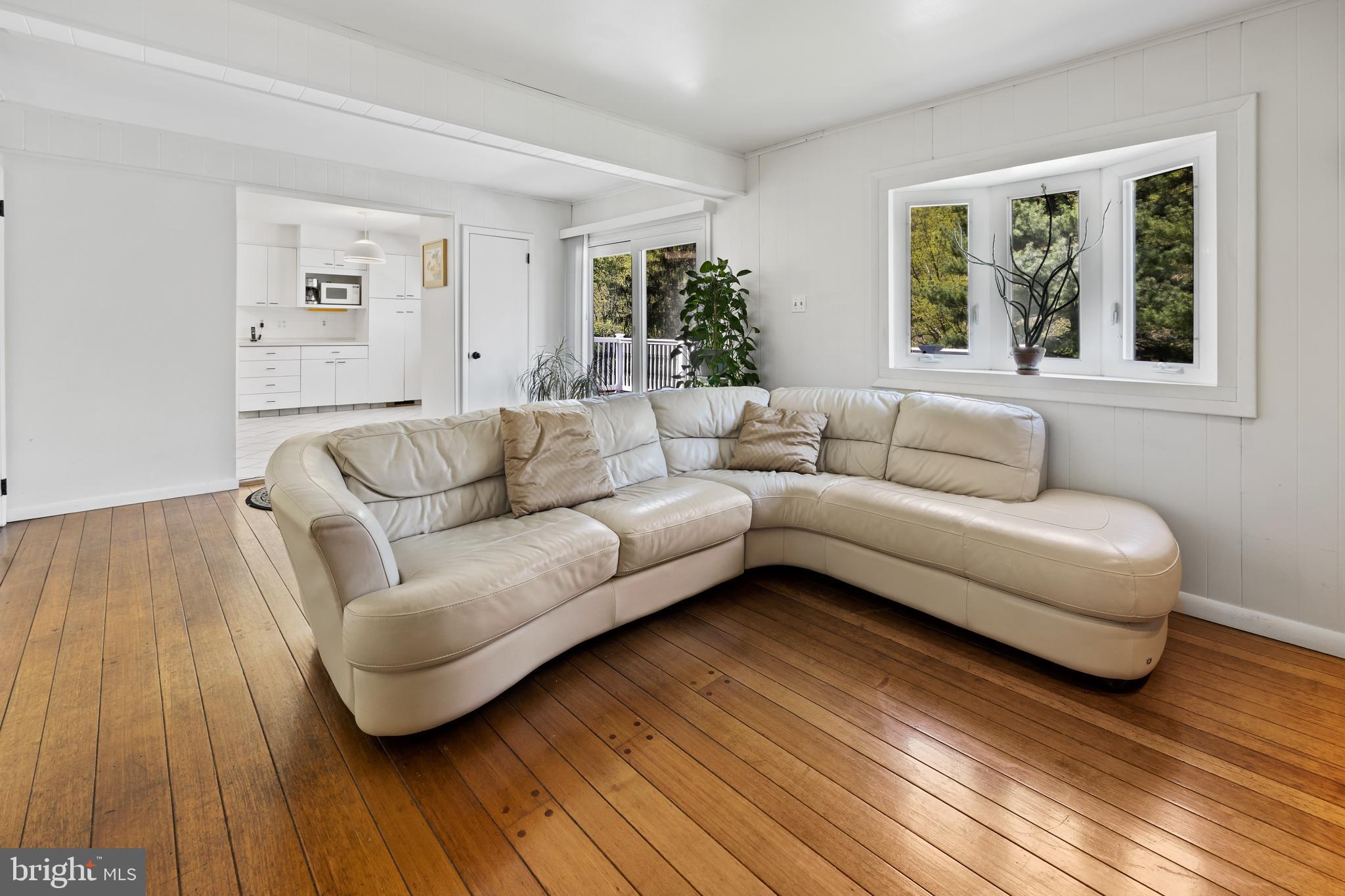 320 Arden Road Conshohocken, PA 19428 - Photo 4 of 30 Gallery Image 4