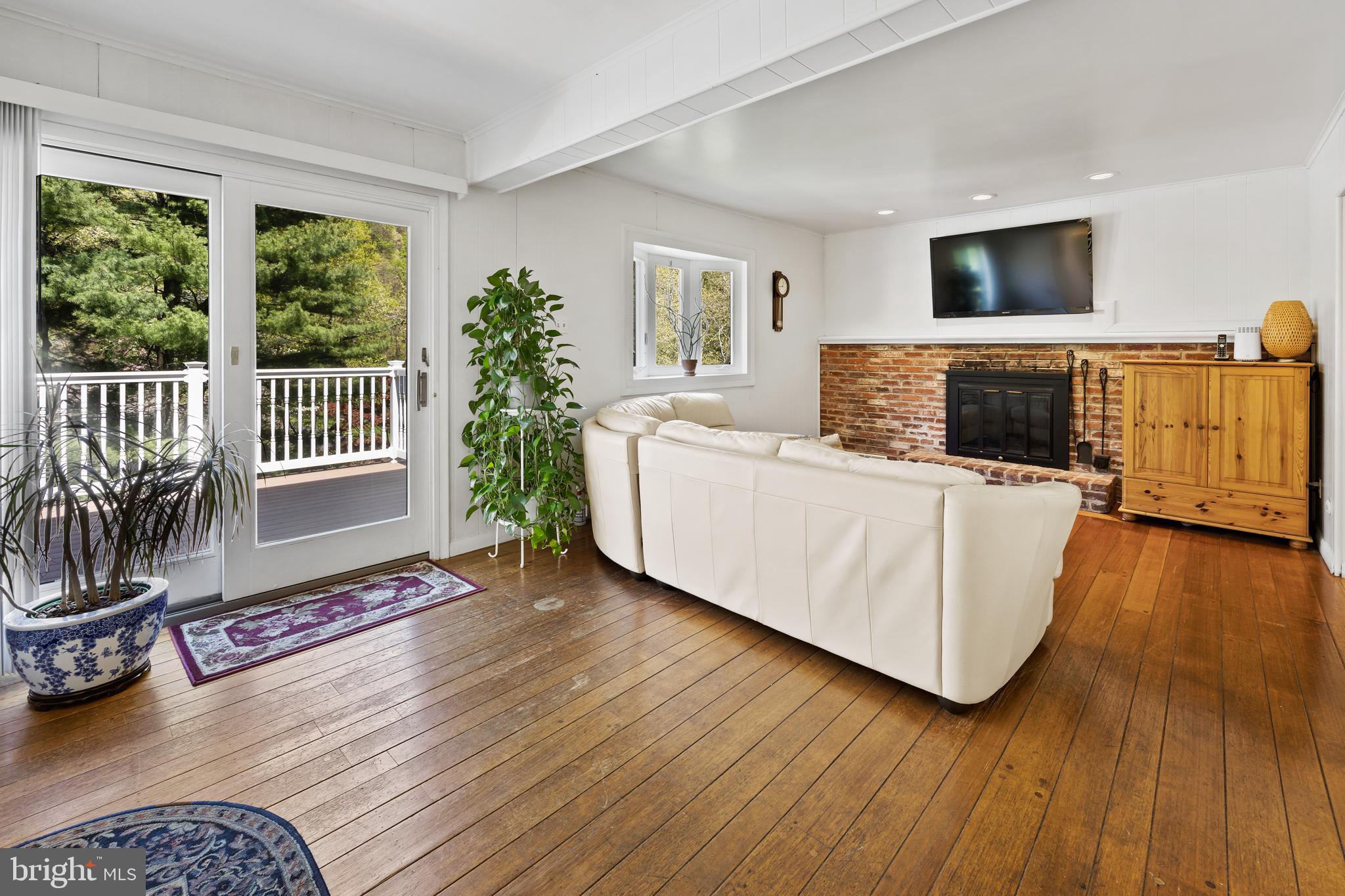 320 Arden Road Conshohocken, PA 19428 - Photo 5 of 30 Gallery Image 5