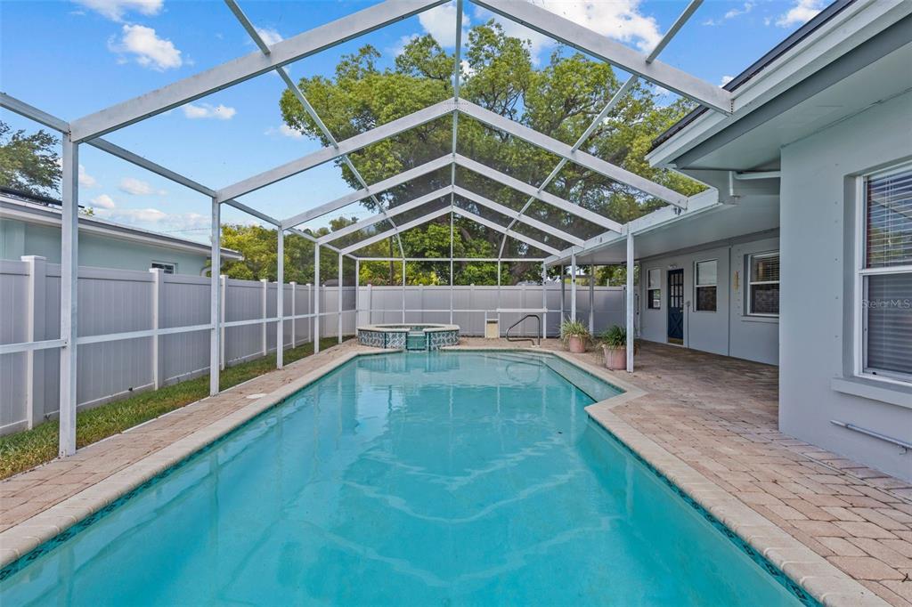 2087 Druid Road Clearwater, FL 33764 - Photo 32 of 46