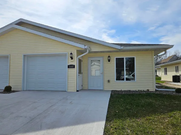 $264,900 | 1157 Maple Street, Reedsburg, WI 53959