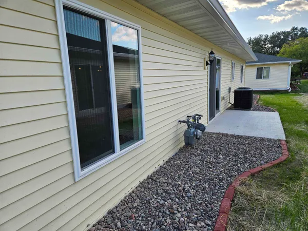 $264,900 | 1157 Maple Street, Reedsburg, WI 53959