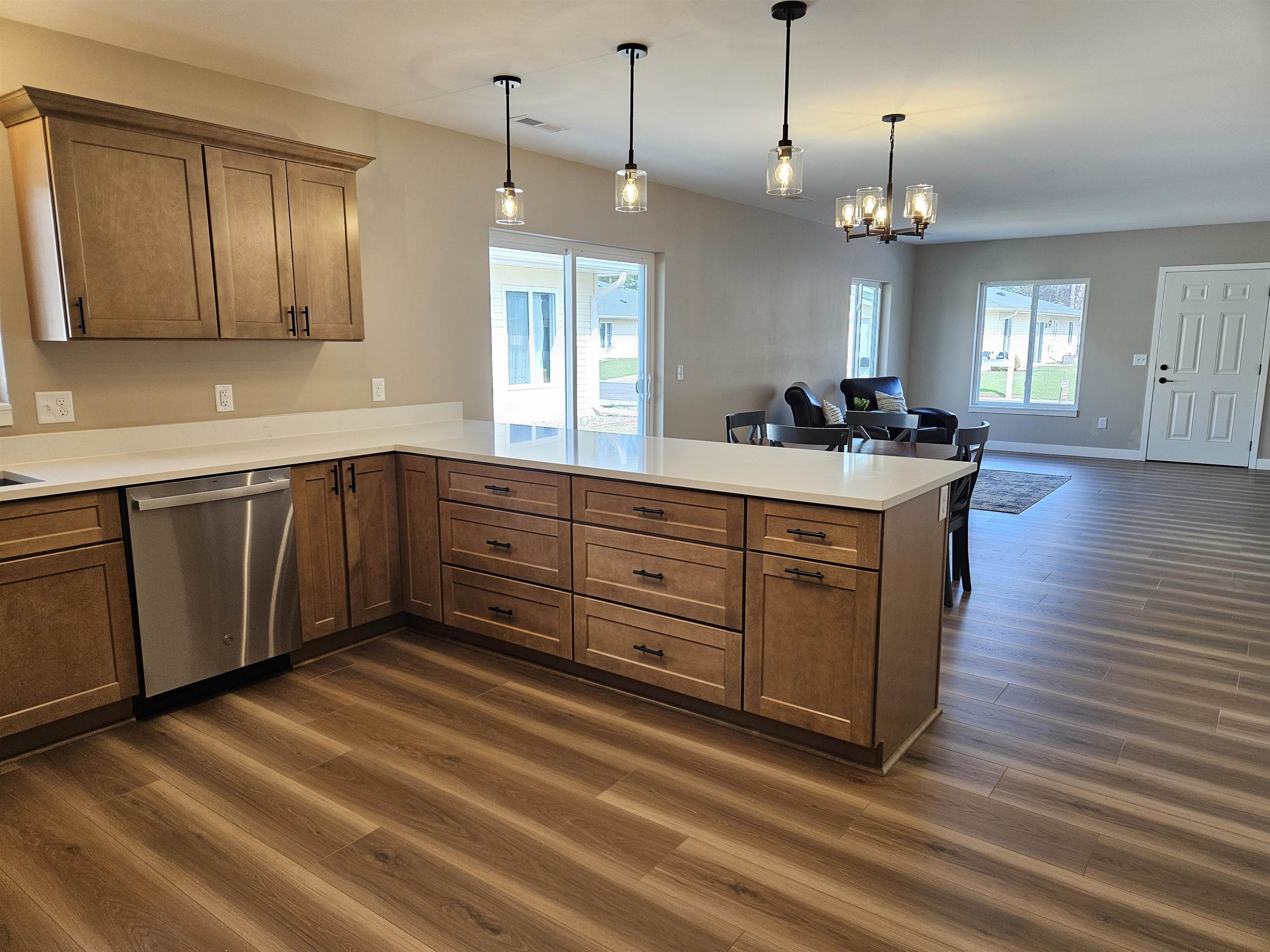 1157 Maple Street Reedsburg, WI 53959 - Photo 8 of 23