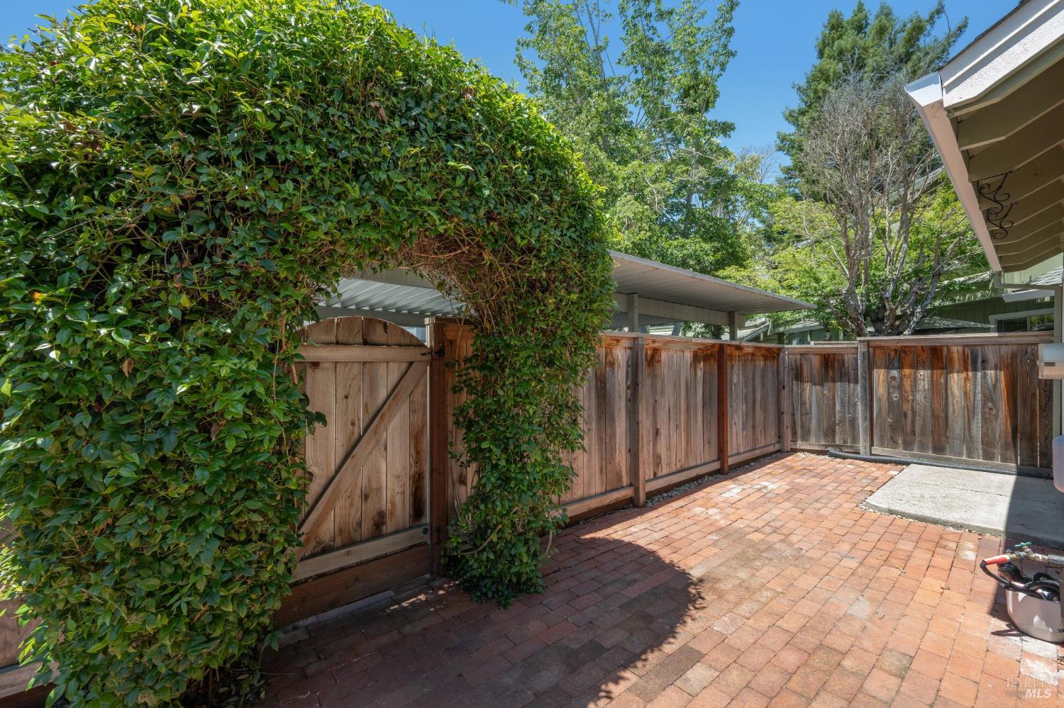 734 Racquet Club Circle Rohnert Park, CA 94928 - Photo 29 of 35