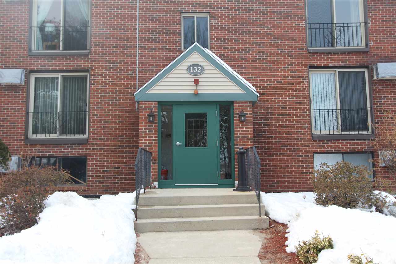 132 English Village Road, Unit 301 Manchester, NH 03102 - Photo 1 of 14