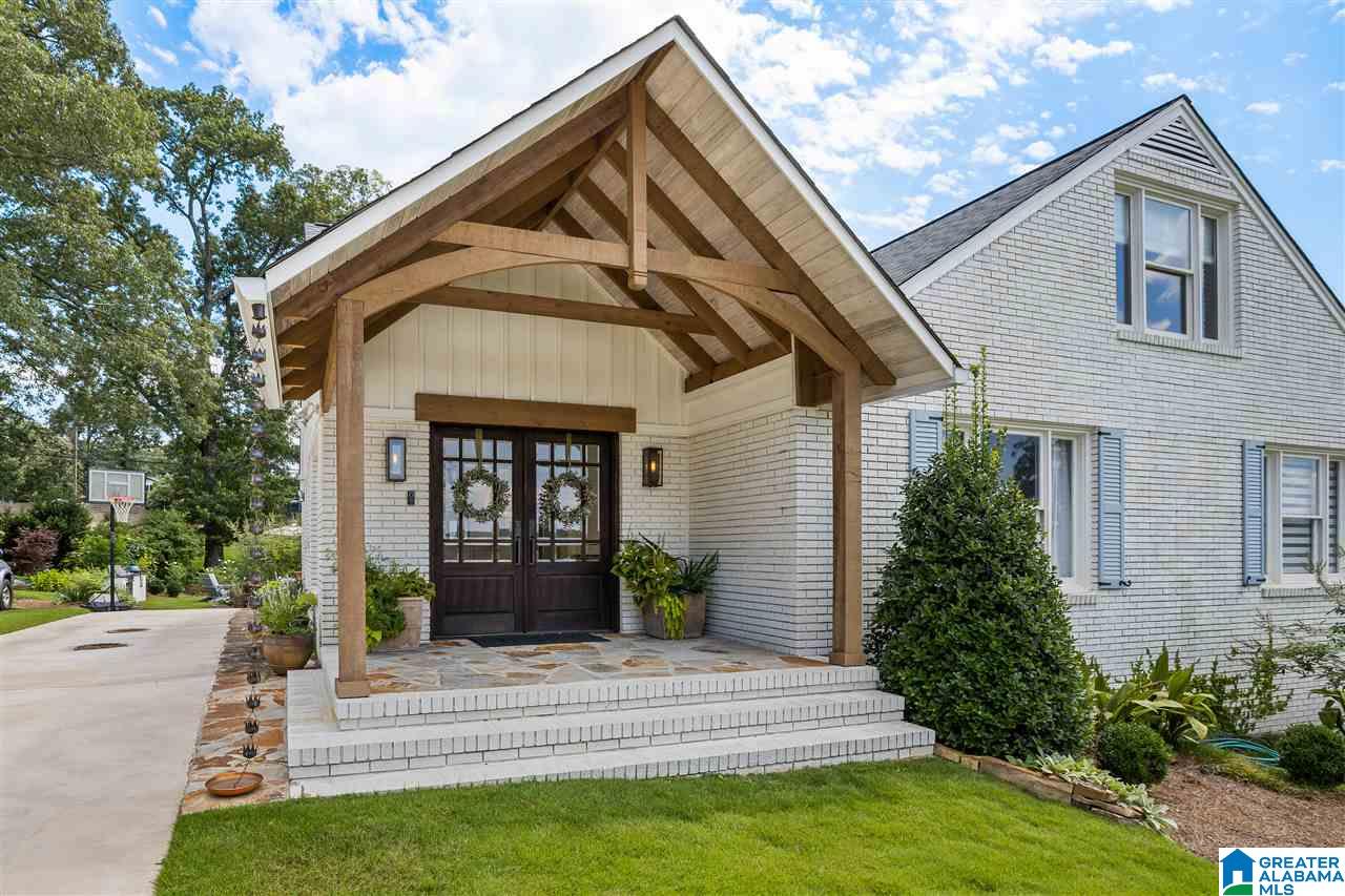 3137 Dolly Ridge Drive Birmingham, AL 35243 - Photo 5 of 44